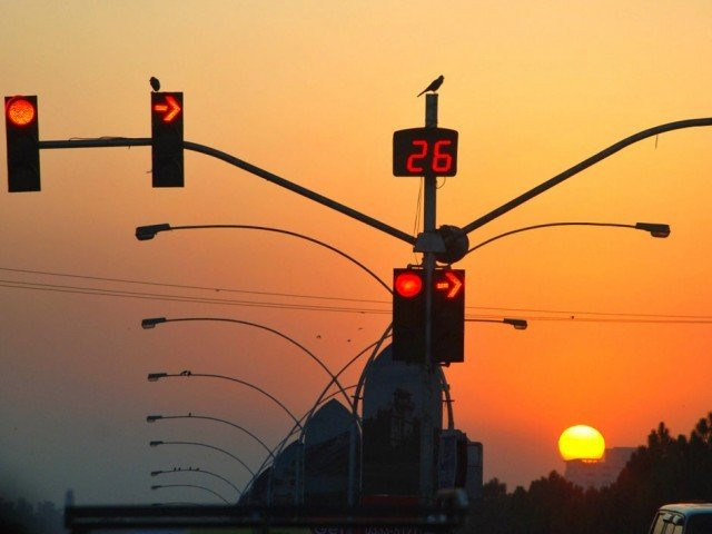 پاکستان کے اہم ٹریفک قوانین جو سب کو معلوم ہونے چاہئیں